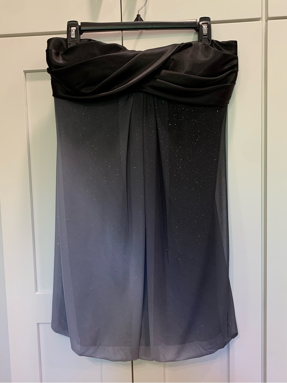 XSCAPE Ombre Strapless Minidress Size 10 Blue-Gray Black Bubble Hem Glittery